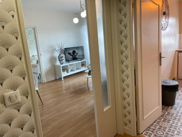 Le 21 Apartamento Épernay Exterior foto